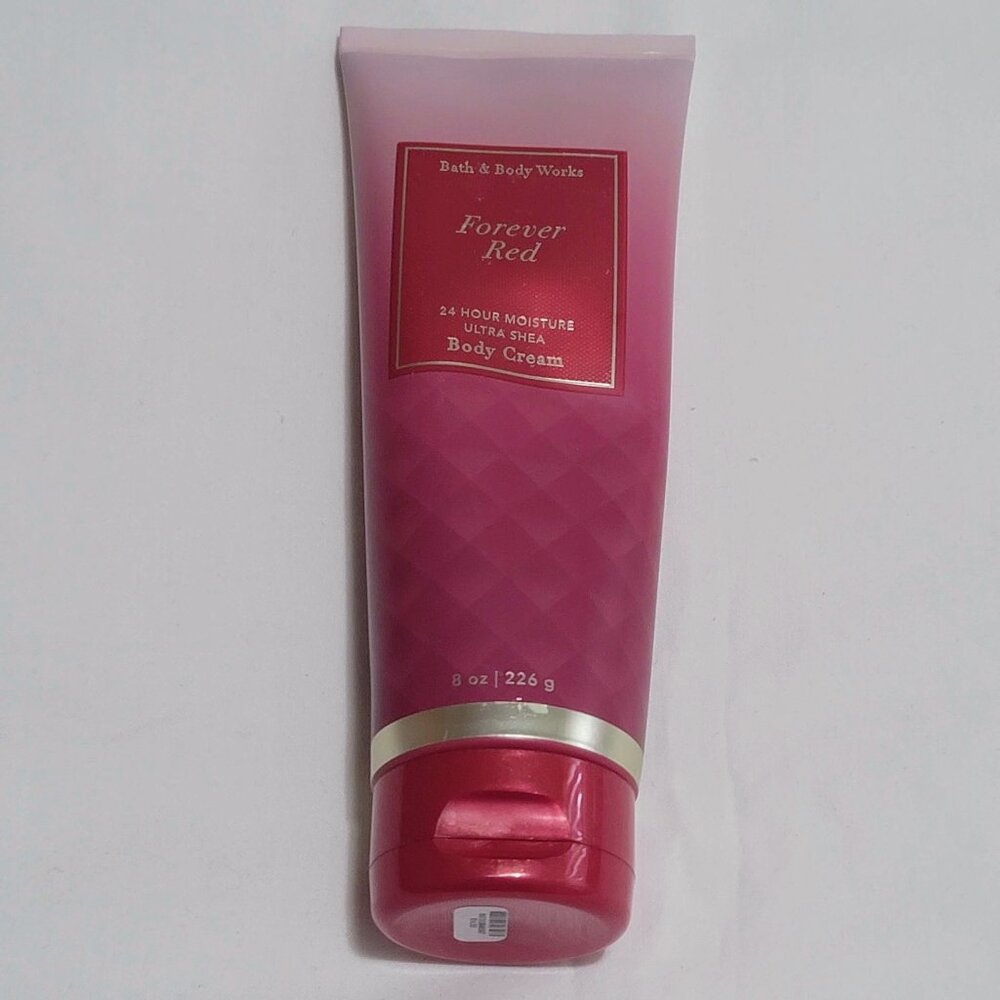 Bath and Body Works, 24-hour Moisture Ultra Shea Body Cream, Forever Red, 8 oz.